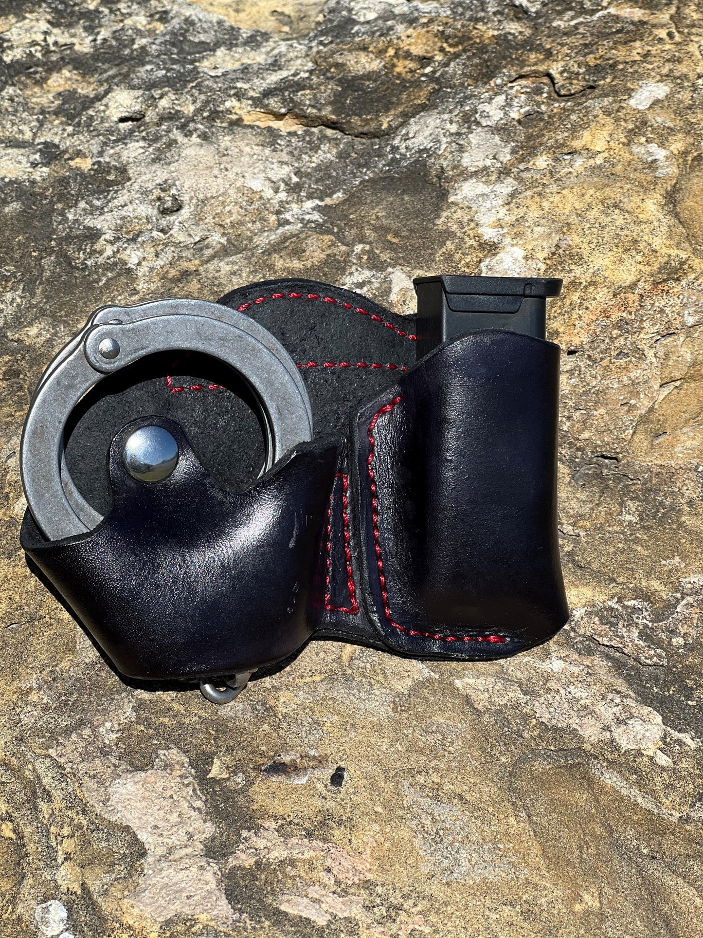 Handcuff with magazine holster Combo